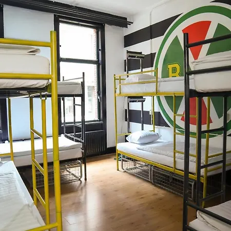 Hostel Room Rotterdam Роттердам